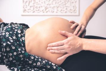 ostéopathe femme enceinte